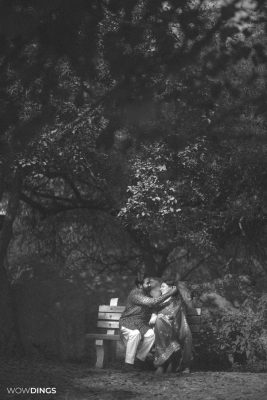 black and white aesthetic couple photography