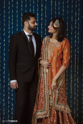 couple pose idea from walima photography in delhi