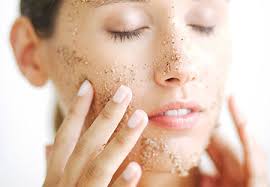 Read more about the article HABIT THAT YOU NEED TO GIVE UP FOR A HEALTHY SKIN