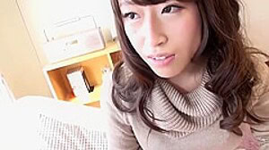 Kagp-012 A Case Of A Nude Girl Crying In Front Of The House That – Narumi Sayaka, Yuna Haruka And Nikaidou Yuri