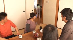 RDT-223 I was excited by her younger sister who exposed the man muscle of the plumply swollen thick ma ● Ko unprotected …