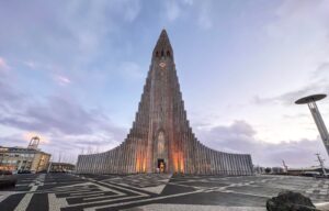 Things to do in Reykjavik - church in Reykjavik- header photo