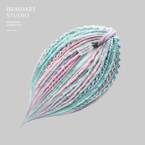 Микс де-дред, спиралек и кос мятно-розово-голубой.