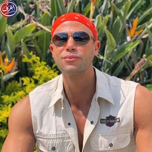 محمد إمام يفاجئ جمهوره بمسرحية برنس العالم.. ويواصل منافسة بفيلم صقر وكناريا