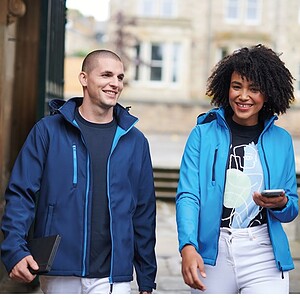 Softshells, Fleeces & Jackets