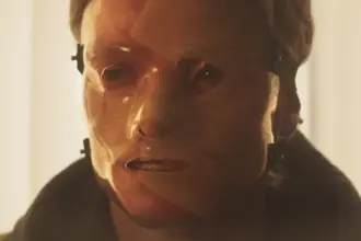 Trailer de Cara-de-Barro, primeiro filme de terror da DC, é divulgado