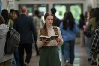 Prime Video divulga trailer e data de estreia de Carrie, a Estranha