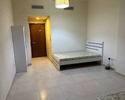 واجهة سكن مشترك في دبي بالإمارات