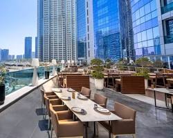 أفضل مطاعم وافي مول في دبي مع قائمة متنوعة من الأطباق