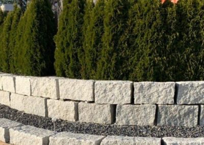 Trockenmauersteine Gartenmauer Quadersteine Blöcke Böschungssteine Granit Natursteine Eckert Frankenhardt Gartengestalltung Schwäbisch Hall Crailsheim Gaildorf Ellwangen