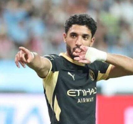 المهاجم المصري عمر مرموش في نادي توتنام هوتسبير الإنجليزي