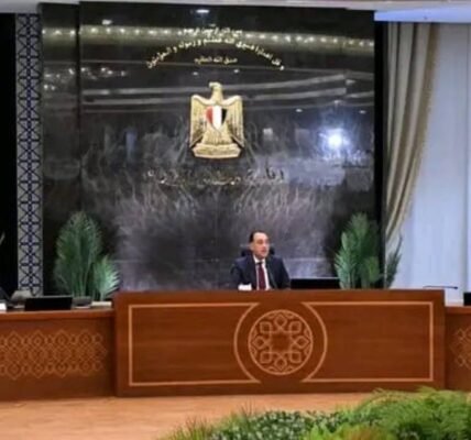 مدبولي.. الاقتصاد المصري يحقق نموًا 5.1% خلال العام المالي 2025/2026