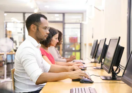 What is CCNA Training Online? Benefits and Key Features