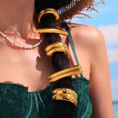 eng Shui Hair Clip 45° view