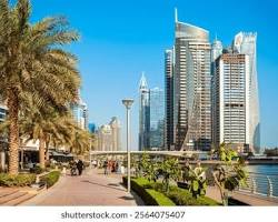 ممشى بورد ووك نخلة جميرا المطل على البحر وفندق أتلانتس.