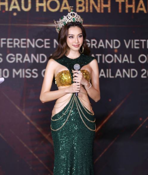 Luật sư phía Sen Vàng chứng minh quyền sở hữu về tranh chấp tên "Hoa hậu Hòa bình VN" 