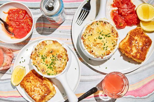 Ultra Creamy Baked Mac and Cheese - a classic comfort food