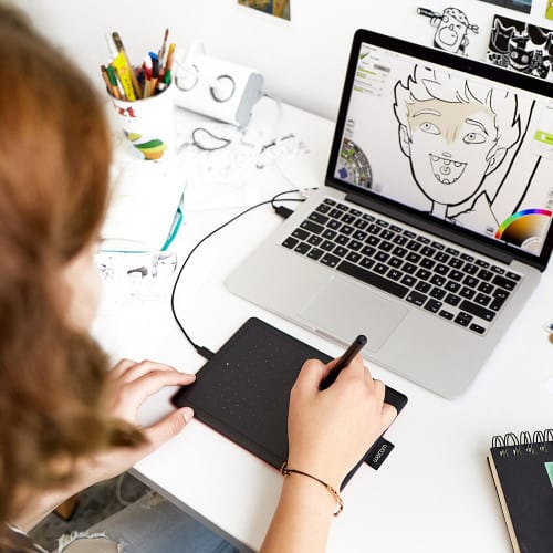 One by Wacom, Small Wacom Canada One by Wacom, Small Wacom Canada
