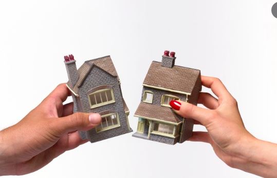 Như thế nào được coi là nợ chung của vợ chồng khi ly hôn?