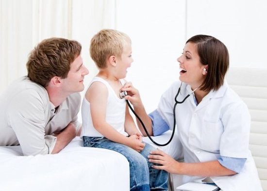 Mức hưởng chế độ khi con ốm đau Mức hưởng chế độ khi con ốm đau