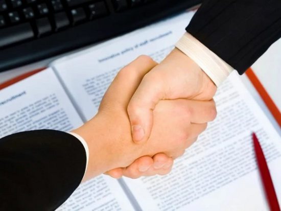 Phân biệt Hợp đồng đào tạo với Hợp đồng thử việc