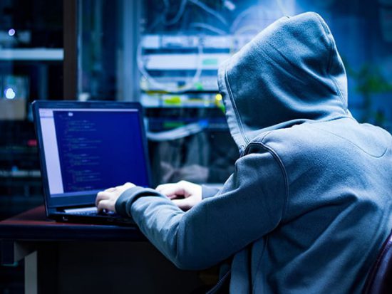 Hacker có thể bị xử lý hình sự đối với hành vi hack tài khoản