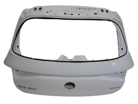 MERCEDES KLAPA TYLNA BAGAŻNIKA BIAŁA TYŁ EQB 243 X243