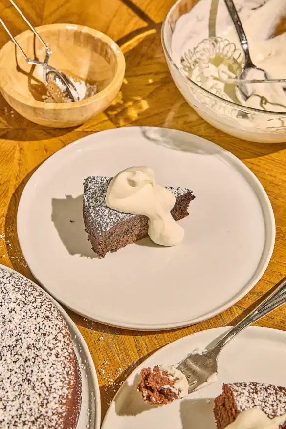 Torta Caprese Flourless Chocolate Almond Cake