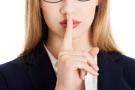 Quyền im lặng trong pháp luật hình sự Việt Nam