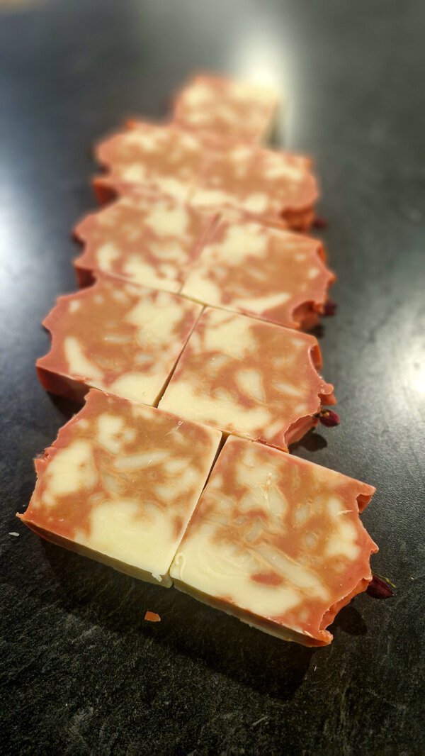 Handcrafted peppermint rose grass-fed tallow soap naturally coloured with Himalayan rhubarb, made in Taranaki New Zealand by Fatglow