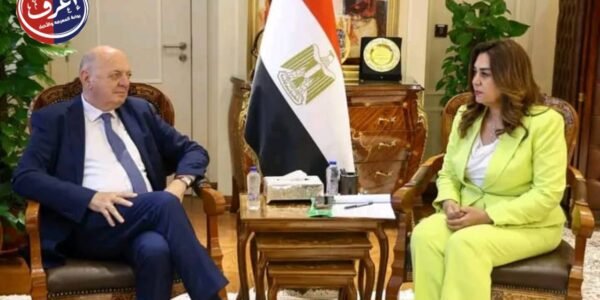 وزيرة التنمية المحلية والبيئة تبحث مع وزير البيئة والطاقة الإيطالي