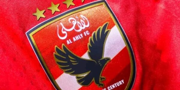 عموتة يدفع بزيزو وبن شرقي.. إمام عاشور على دكة الأهلي أمام المقاولون