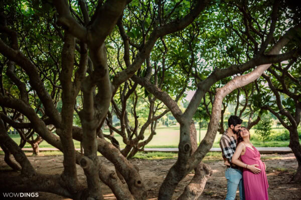 outdoor maternity photoshoot in Delhi