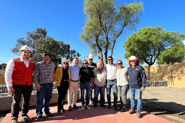Los Troncos