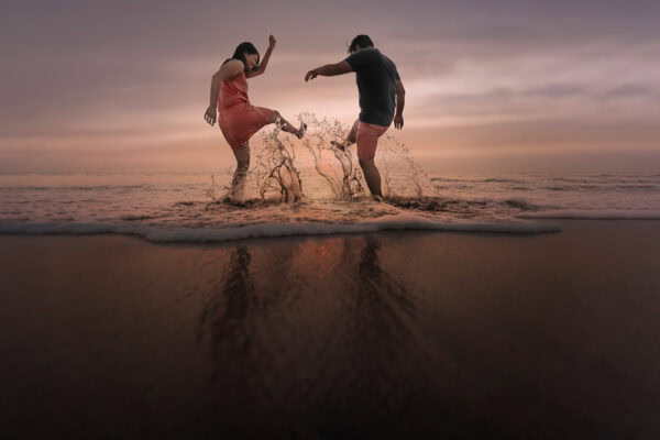 funny goa beach pre-wedding photography