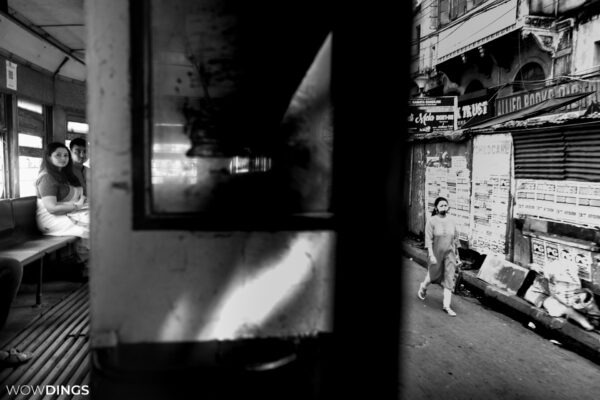 Pre-wedding in kolkata tramline