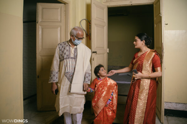 beautiful portrait picture of a bengali bride