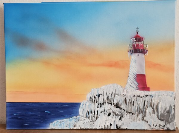 Original Airbrush-Gemaelde Frostige See – Rot-weisser Leuchtturm im Winter mit dicker Eisschicht auf Klippen vor einem Sonnenuntergang im Format 40 x 30 cm