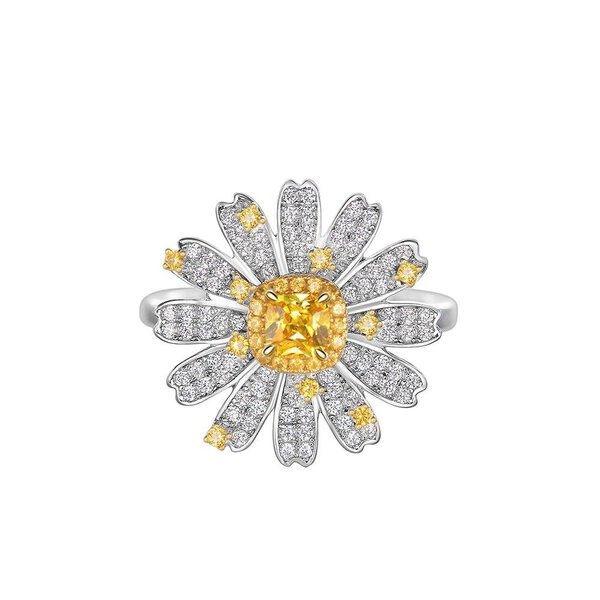 Daisy Ring with Yellow Sapphire in 925 Sterling Silver