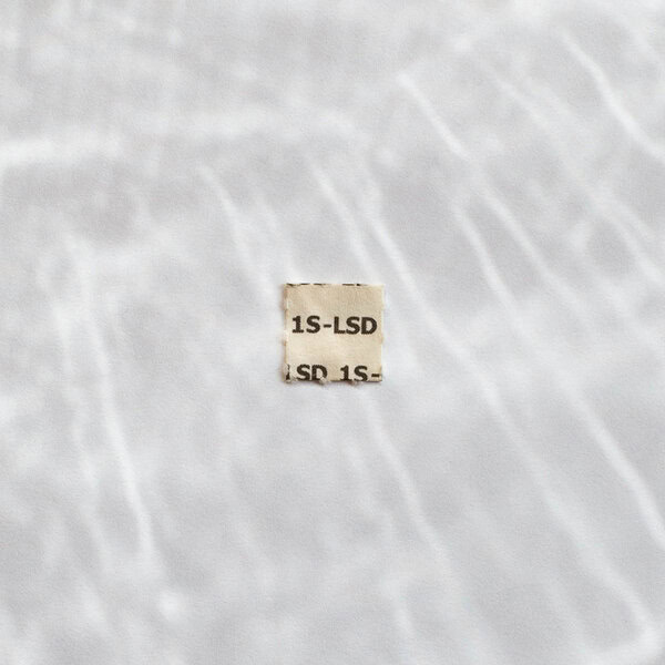 1S-LSD 150 ug Macrodosing Blotter – legales LSD kaufen