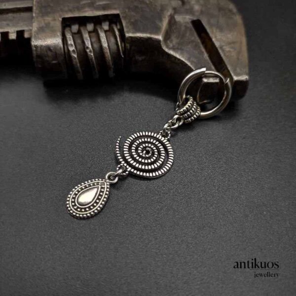 Spiral earring