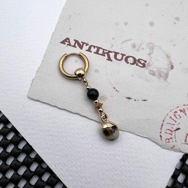 Pendulum earring