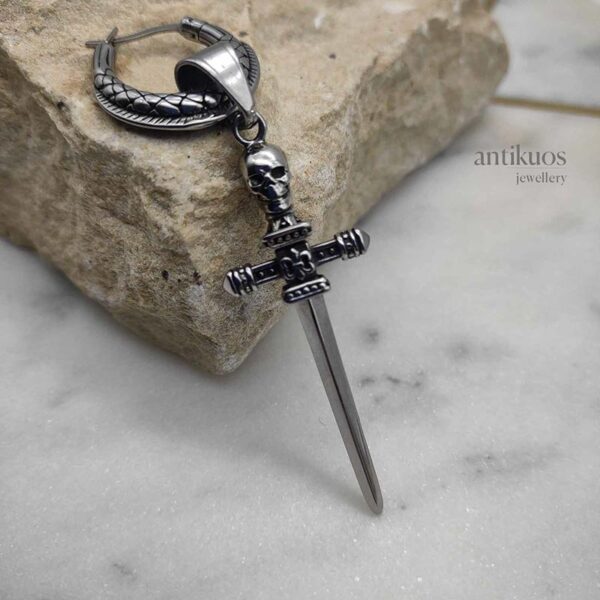 Camelot, cross and skull earring