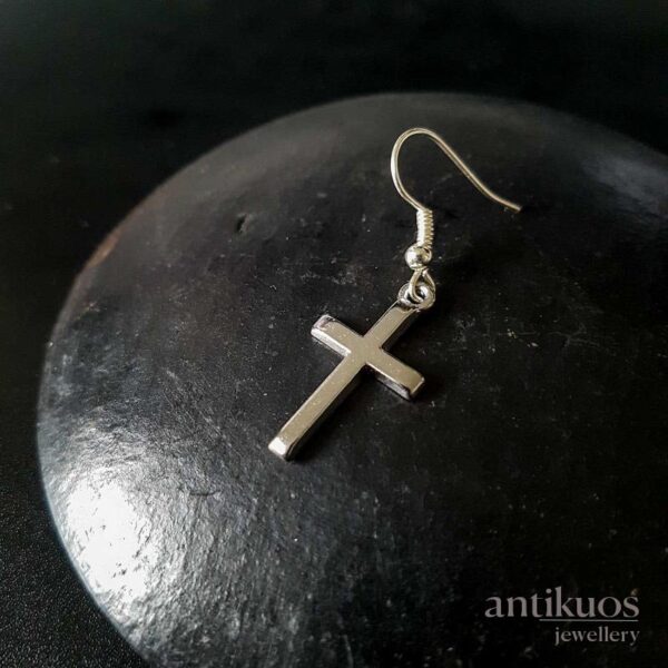 Simple cross earring