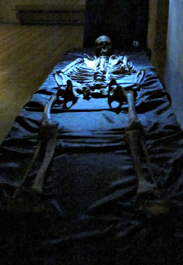 Turku Castle Ghosts Join Your Tour if You Dare 4 Turku Castle skeleton