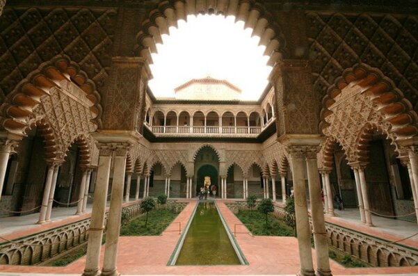 About 9 Alcazar of Seville, Game of Thrones newest filming location.