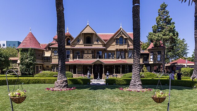 The Winchester Mystery House - Haunted Death Cases