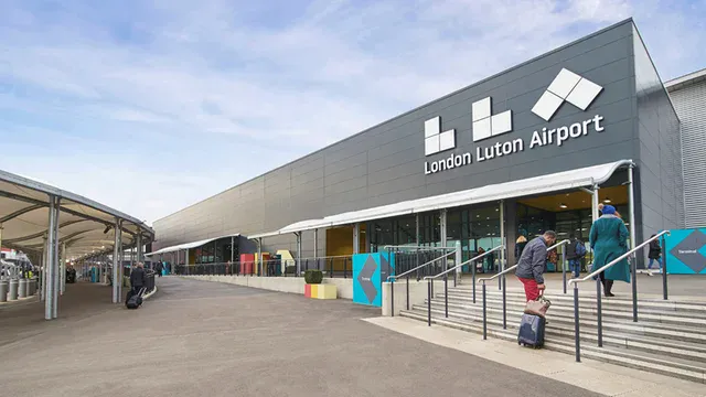 london-luton-airport London Luton Airport terminal with Elite Line Cars taxi for reliable Watford to Luton transfers