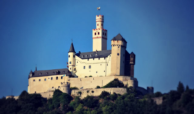 Rhine River Cruises - 5 Enchanting Rhine River Sites to Explore 7 Marksburg Castle