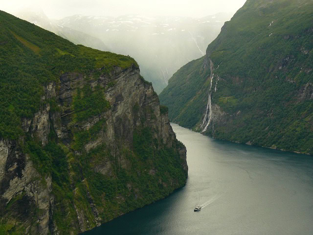 Explore the Breathtaking Places that Inspired Disney's Frozen in Norway 7 Disney's Frozen in Norway 4